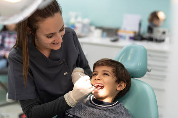 Best Emergency Tooth Extraction in Four Corners, TX